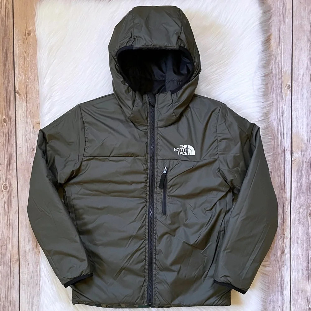 The North Face Kids’ Reversible Perrito Jacket - Picture 7 of 12